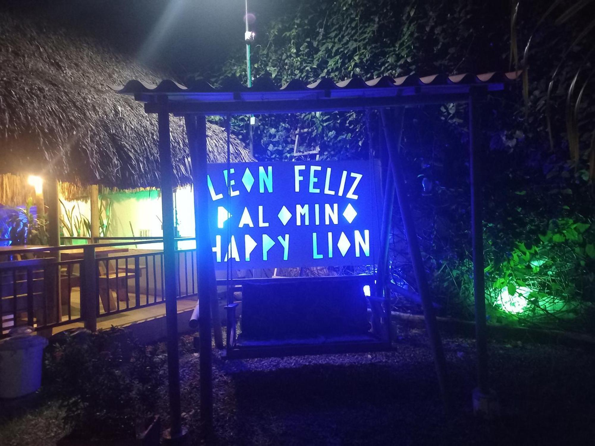 El Leon Feliz Palomino Exterior foto